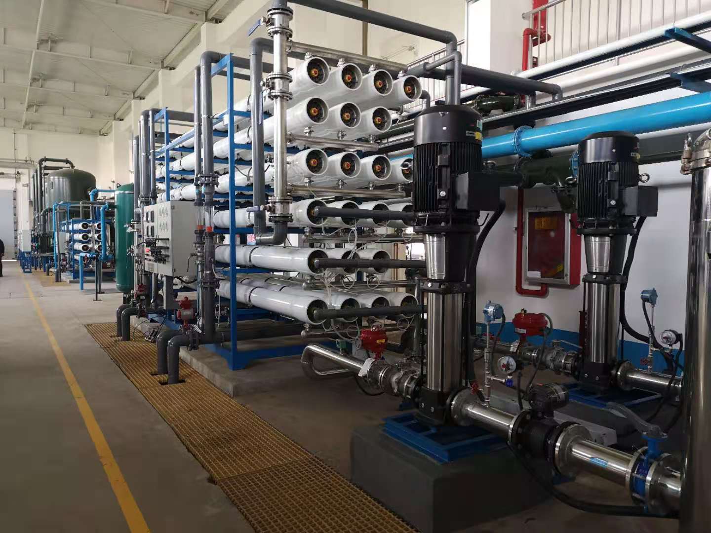 冬季操作反滲透設(shè)備時應(yīng)注意什么? 冬季操作反滲透設(shè)備時應(yīng)注意什么?